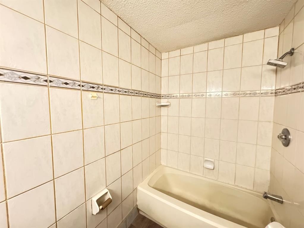 6879 Rundlehorn Drive Ne, Calgary, AB