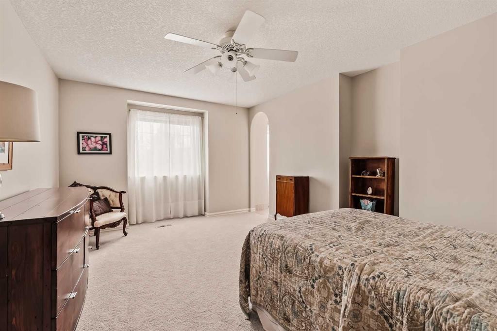 70 Patterson Close Sw, Calgary, AB