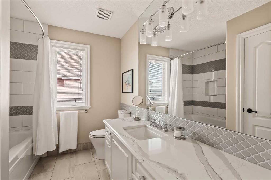 70 Patterson Close Sw, Calgary, AB