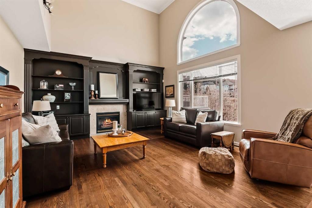 70 Patterson Close Sw, Calgary, AB