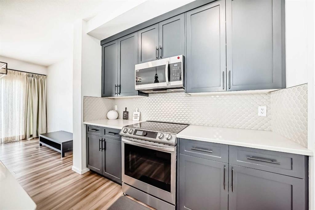 91 Walcrest Way Se, Calgary, AB