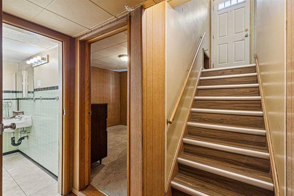 3103 13 Avenue Sw, Calgary, AB - Indoor Photo Showing Other Room
