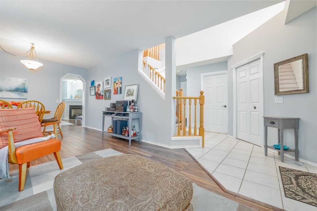 210 Mt Douglas Court Se, Calgary, AB