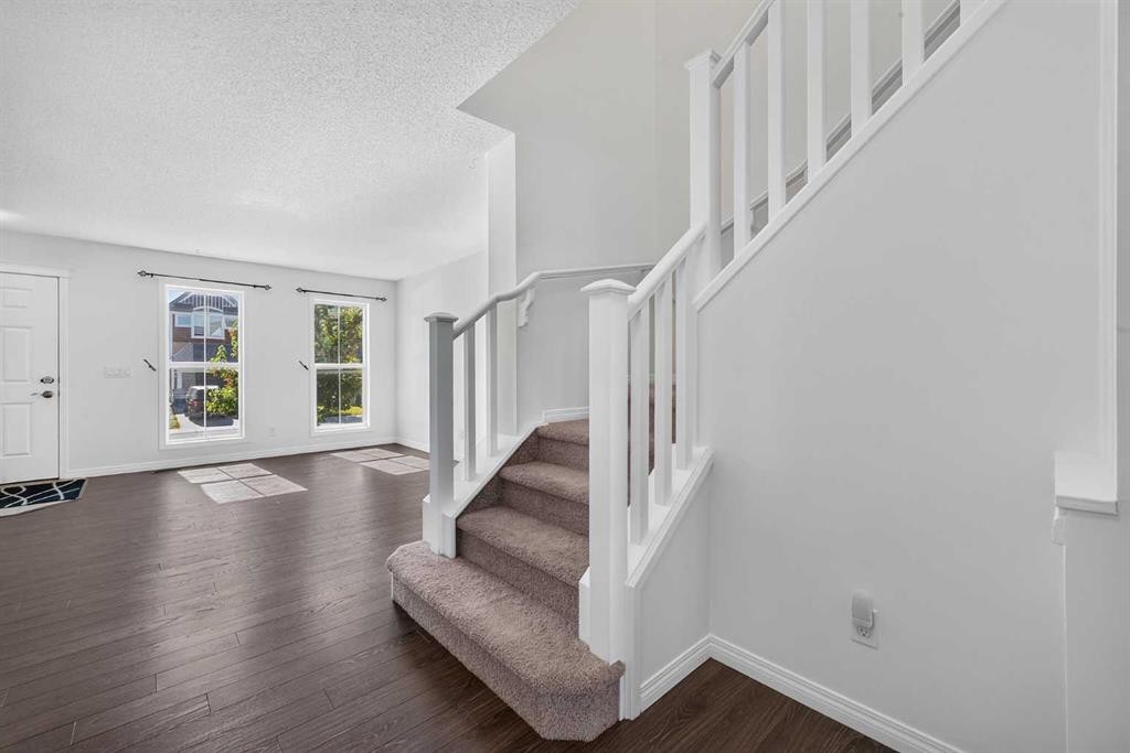 330 Auburn Meadows Boulevard Se, Calgary, AB