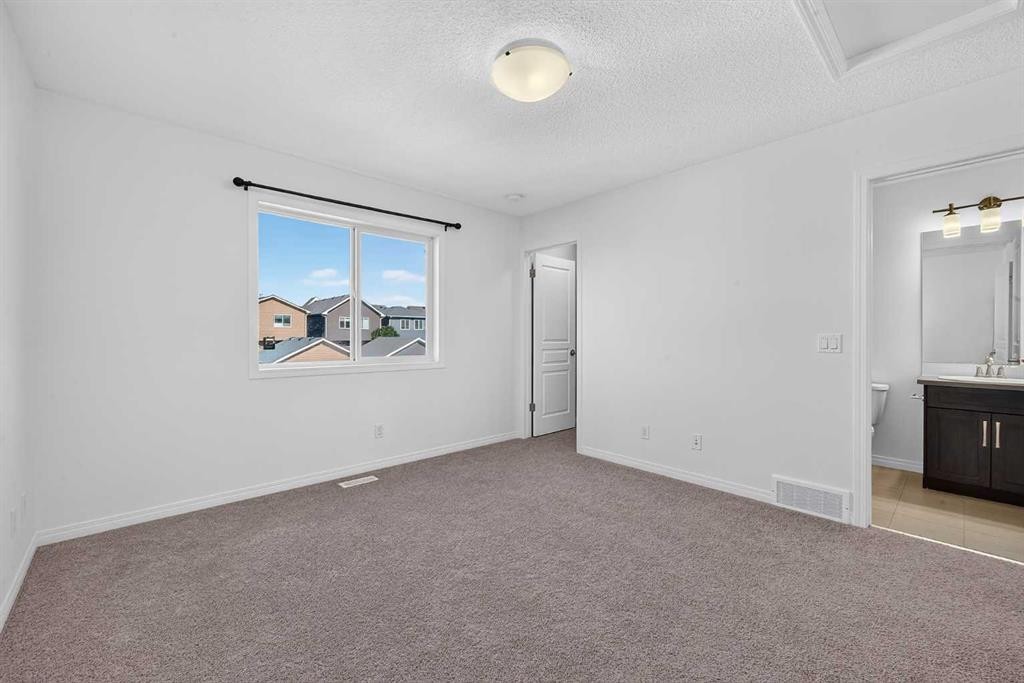 330 Auburn Meadows Boulevard Se, Calgary, AB