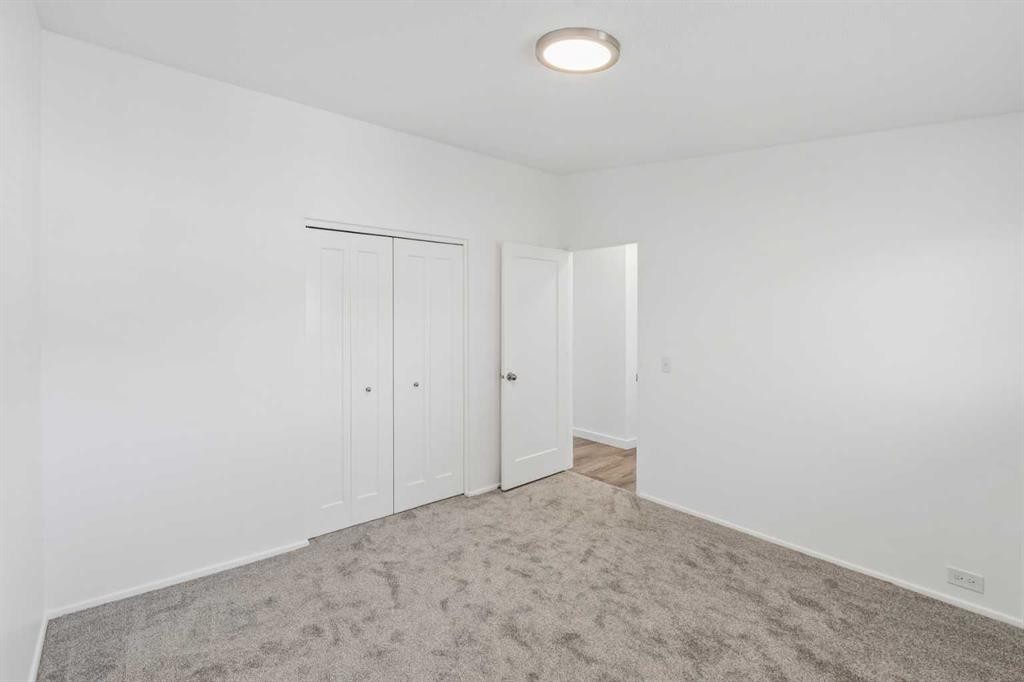 916 Mayland Drive Ne, Calgary, AB