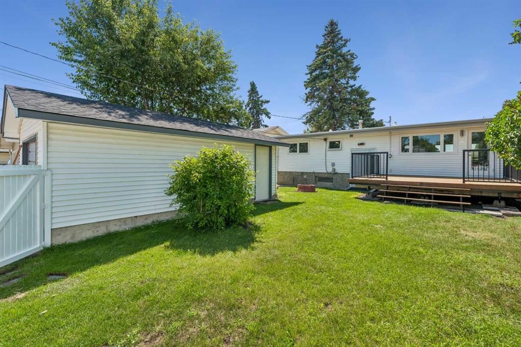 916 Mayland Drive Ne, Calgary, AB