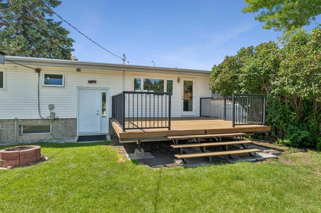916 Mayland Drive Ne, Calgary, AB