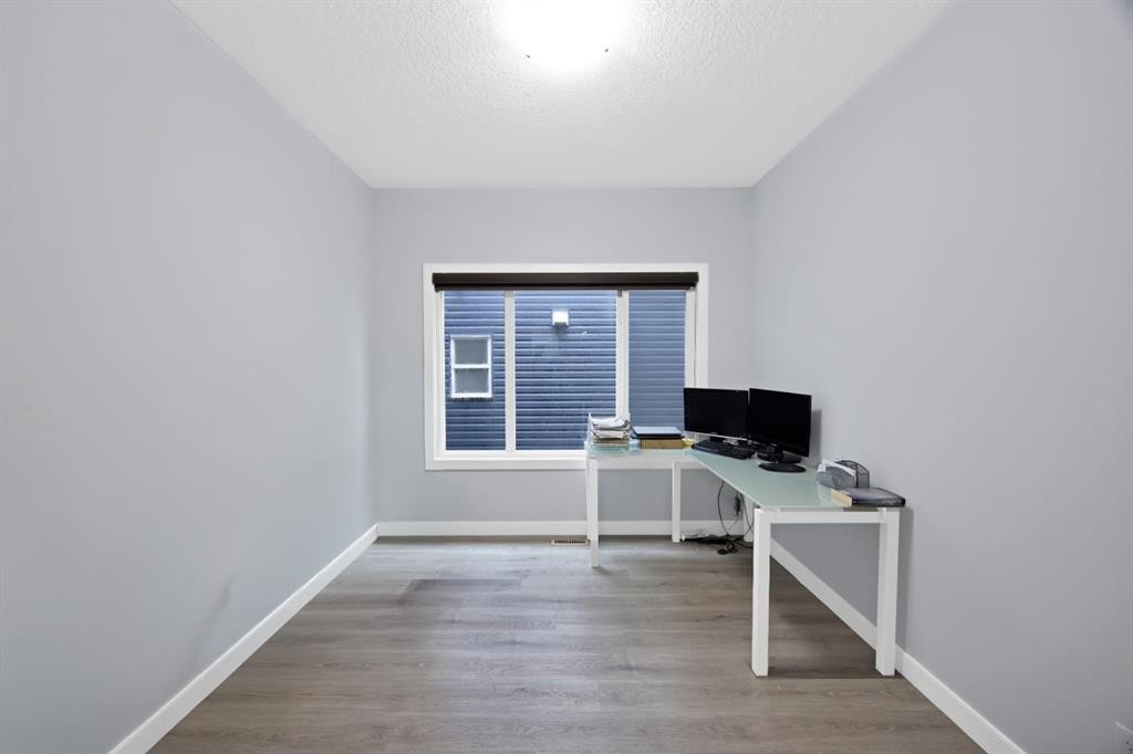 76 Red Embers Square Ne, Calgary, AB - Indoor
