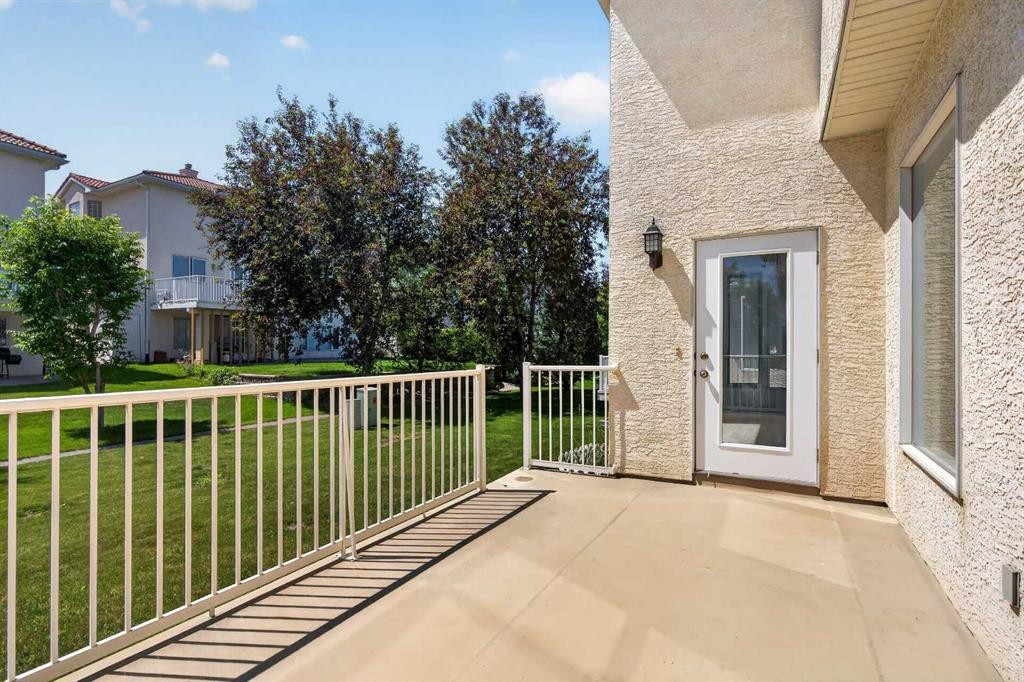 78 Hamptons Circle Nw, Calgary, AB - Outdoor With Exterior