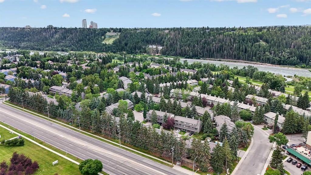 12-140 Point Drive Nw, Calgary, AB - Outdoor With View
