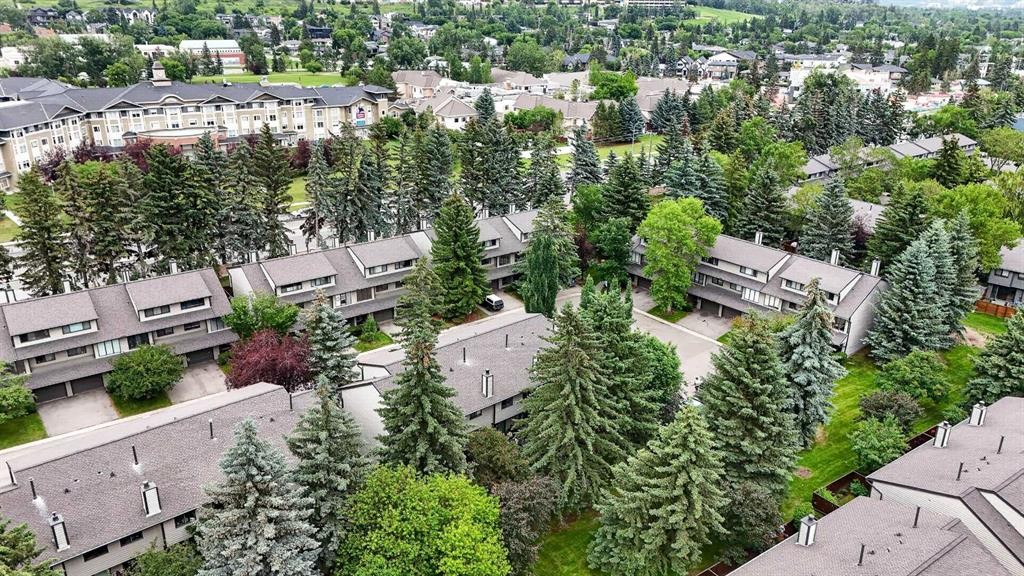 12-140 Point Drive Nw, Calgary, AB - Outdoor