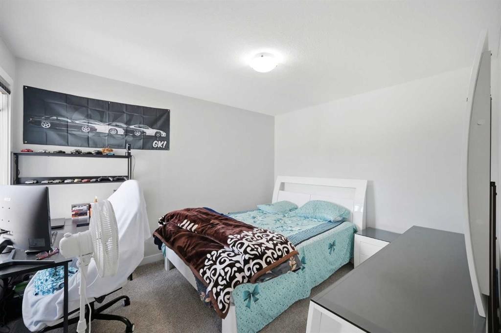 232 Cornerbrook Common Ne, Calgary, AB - Indoor Photo Showing Bedroom