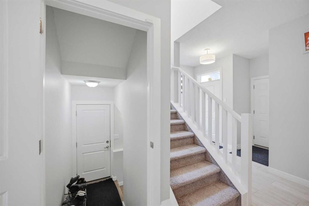 232 Cornerbrook Common Ne, Calgary, AB - Indoor Photo Showing Other Room