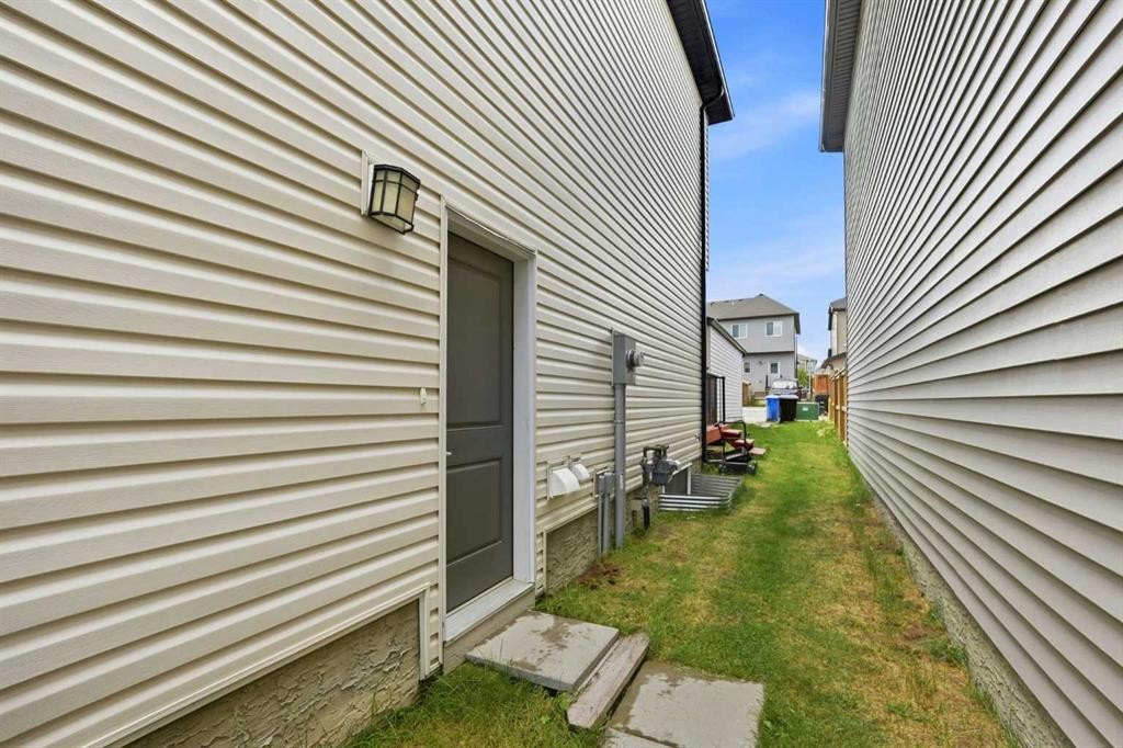 232 Cornerbrook Common Ne, Calgary, AB - Outdoor