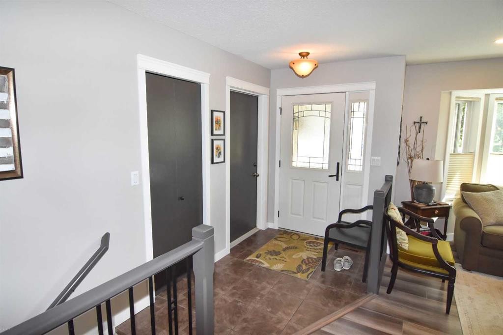 254 Maple Grove Crescent, Strathmore, AB