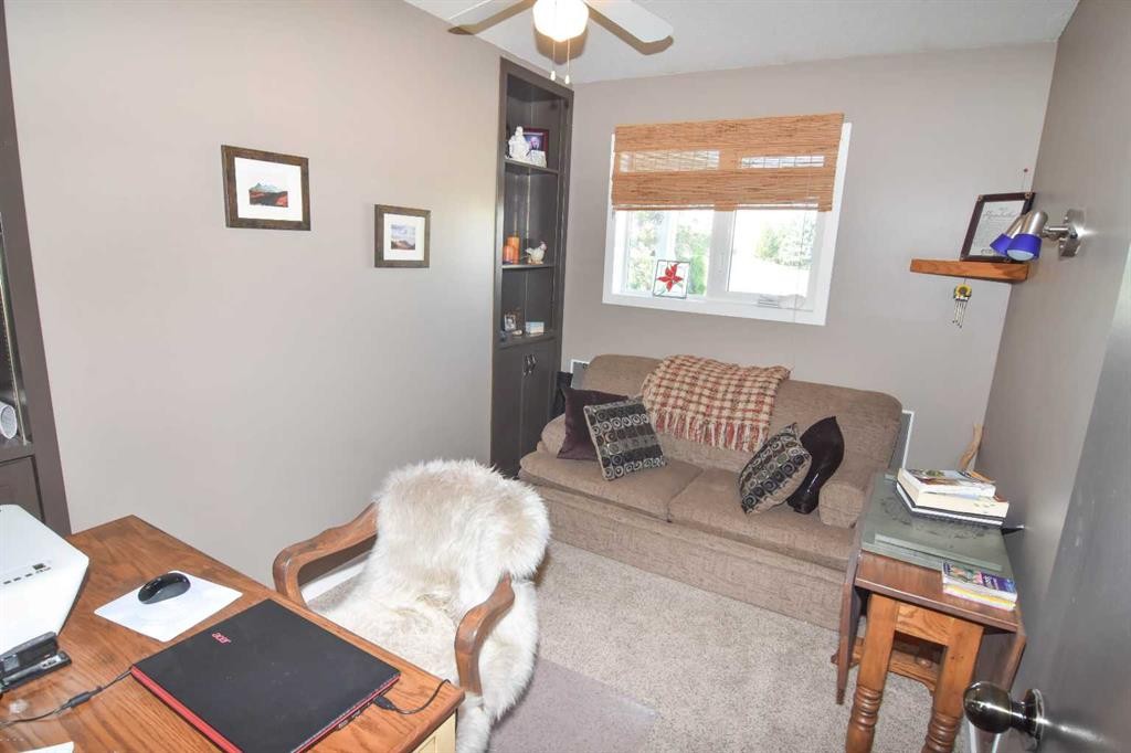 254 Maple Grove Crescent, Strathmore, AB