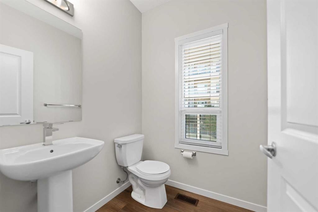 209 Harvest Hills Common Ne, Calgary, AB - Indoor Photo Showing Bathroom