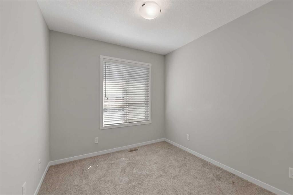 209 Harvest Hills Common Ne, Calgary, AB - Indoor Photo Showing Other Room