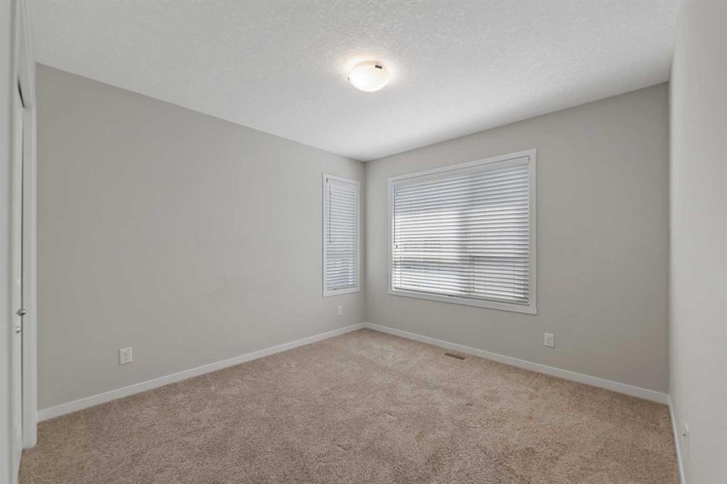 209 Harvest Hills Common Ne, Calgary, AB - Indoor Photo Showing Other Room