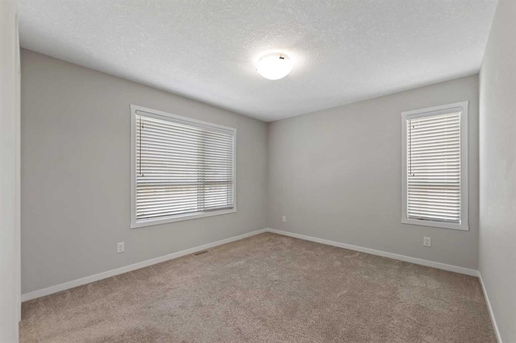 209 Harvest Hills Common Ne, Calgary, AB - Indoor Photo Showing Other Room