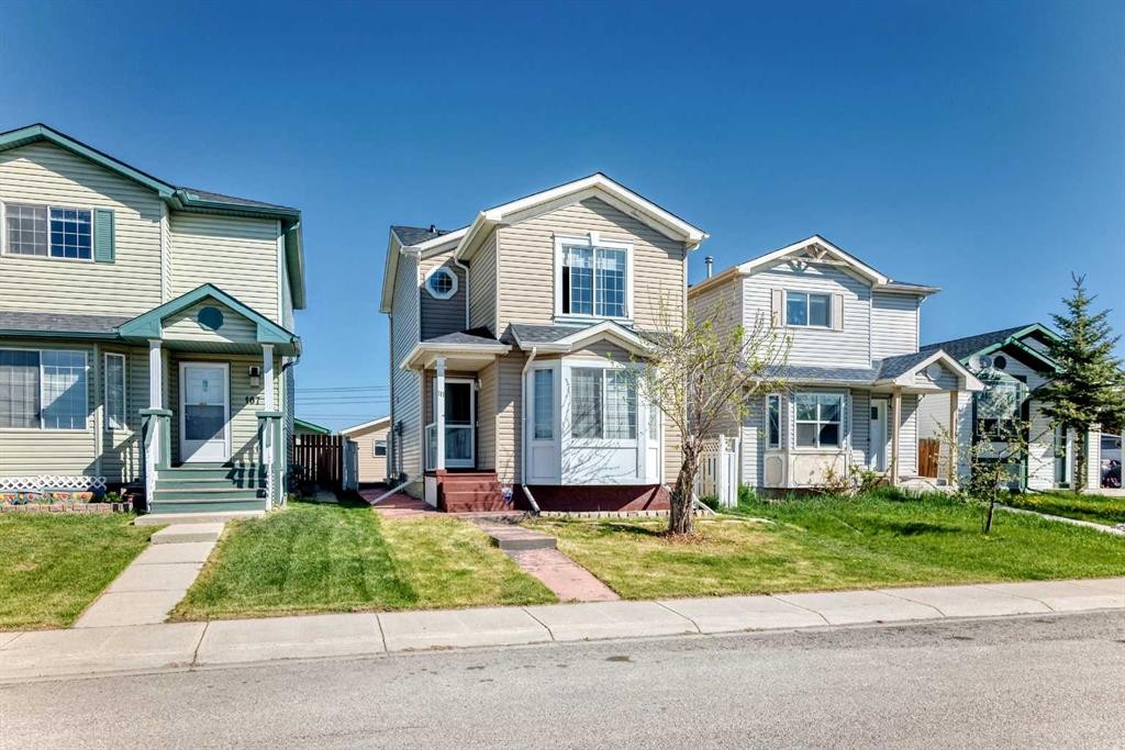 111 Martin Crossing Close Ne, Calgary, AB