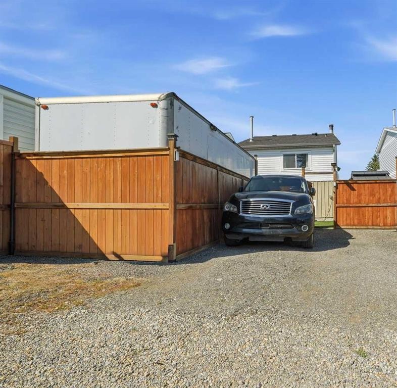 19 Millcrest Way Sw, Calgary, AB - Outdoor