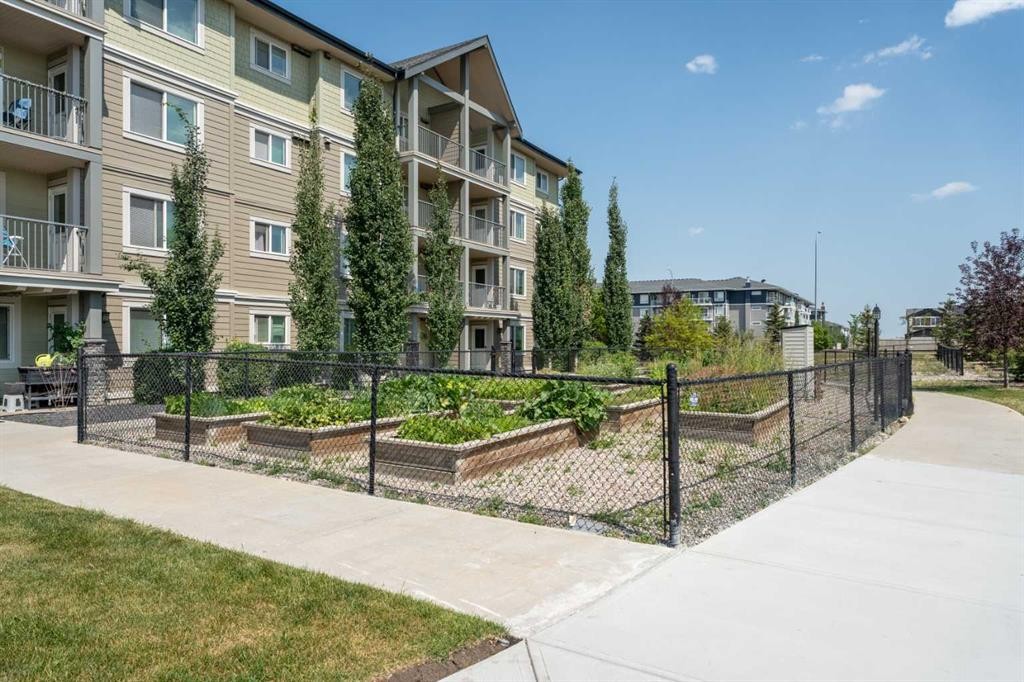 2404-181 Skyview Ranch Manor Ne, Calgary, AB - Outdoor