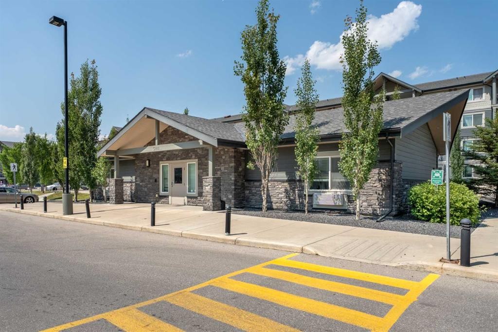 2404-181 Skyview Ranch Manor Ne, Calgary, AB - Outdoor