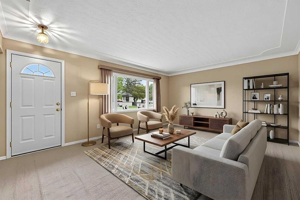 7435 25 Street Se, Calgary, AB