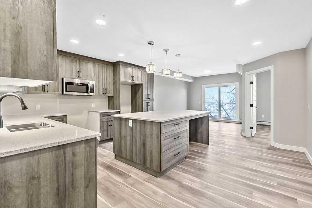 305-101 Willowridge Drive, Diamond Valley, AB