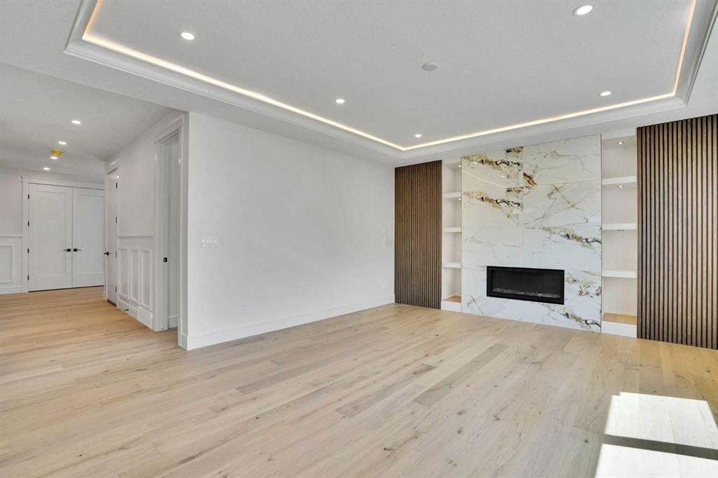287 Waterford Road, Chestermere, AB - Indoor With Fireplace