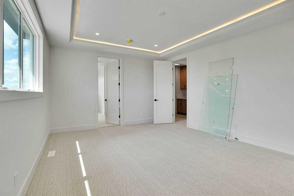 287 Waterford Road, Chestermere, AB - Indoor Photo Showing Other Room