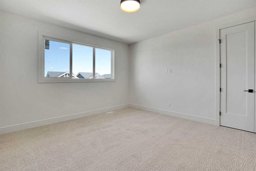 287 Waterford Road, Chestermere, AB - Indoor Photo Showing Other Room