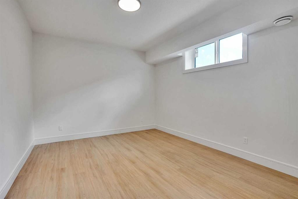 287 Waterford Road, Chestermere, AB - Indoor Photo Showing Other Room