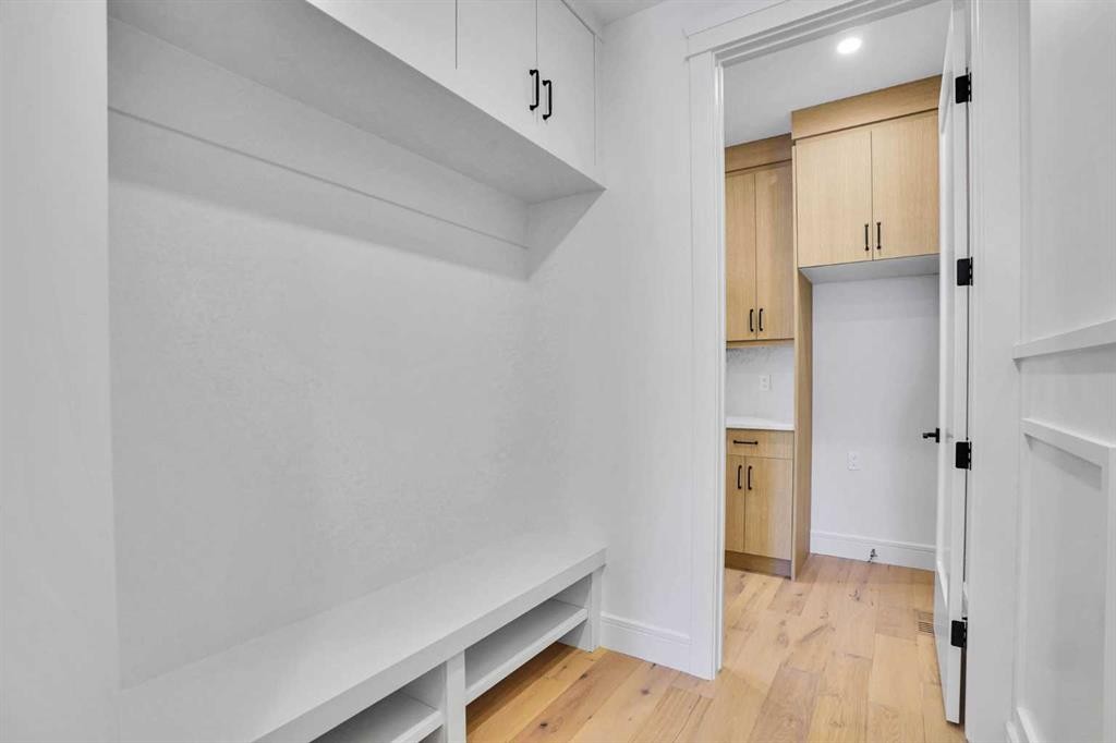 287 Waterford Road, Chestermere, AB - Indoor Photo Showing Other Room