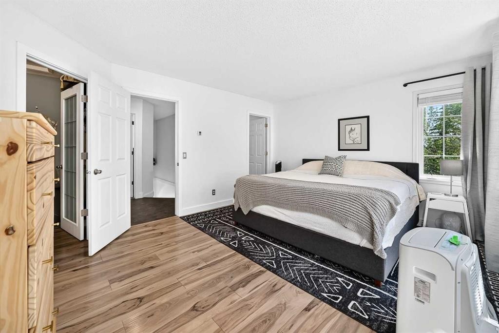 2906-7171 Coach Hill Road Sw, Calgary, AB - Indoor Photo Showing Bedroom