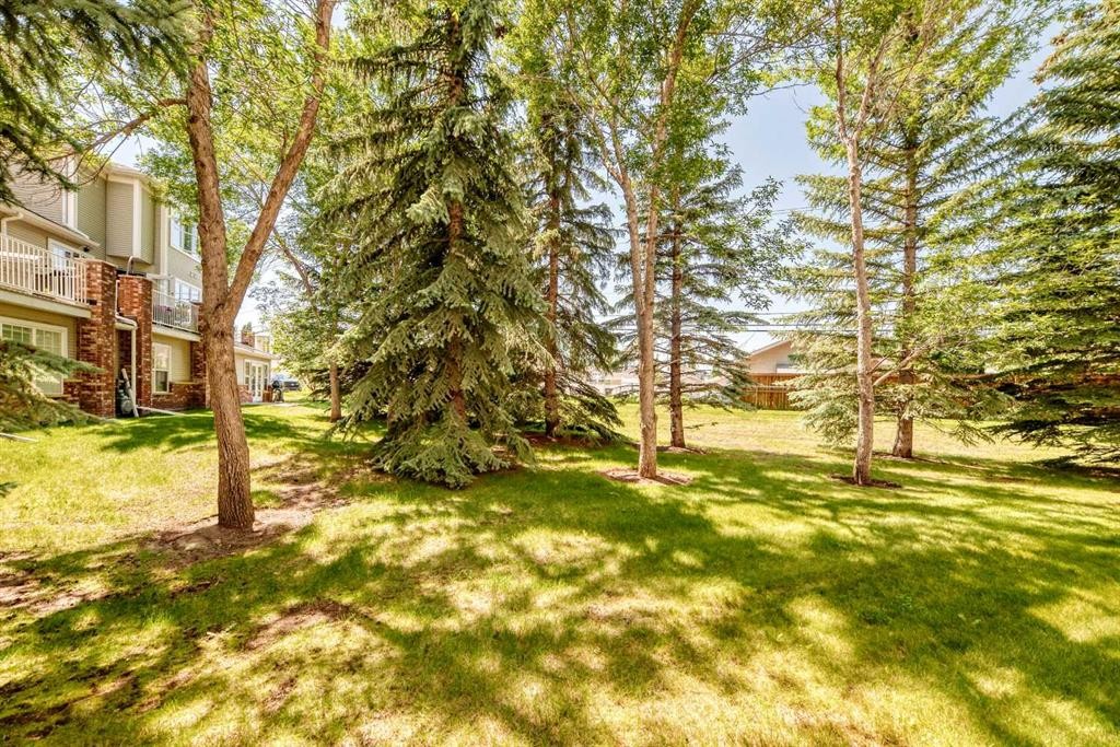 2906-7171 Coach Hill Road Sw, Calgary, AB - Outdoor
