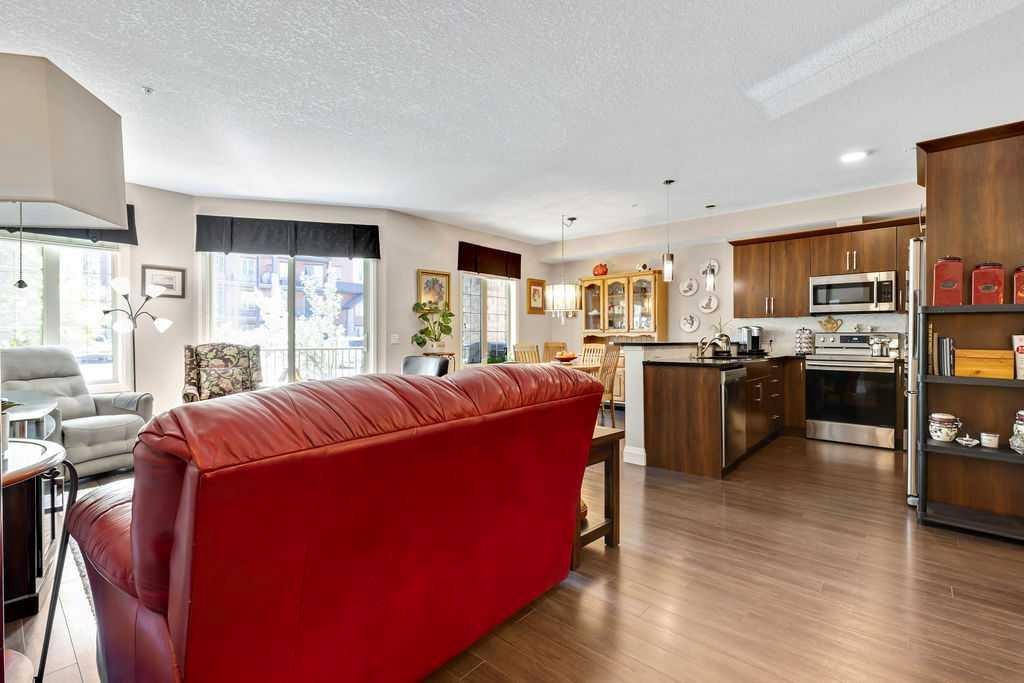 2110-15 Sunset Square, Cochrane, AB - Indoor