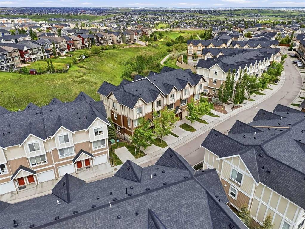 41 Sherwood Lane Nw, Calgary, AB