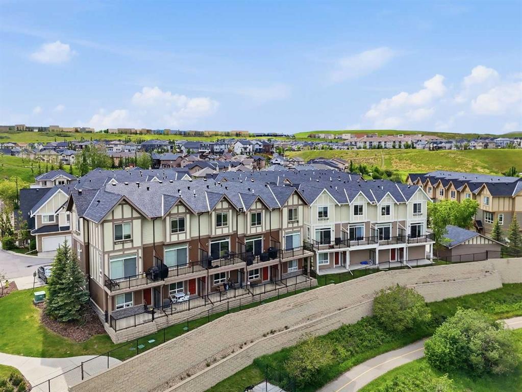 41 Sherwood Lane Nw, Calgary, AB