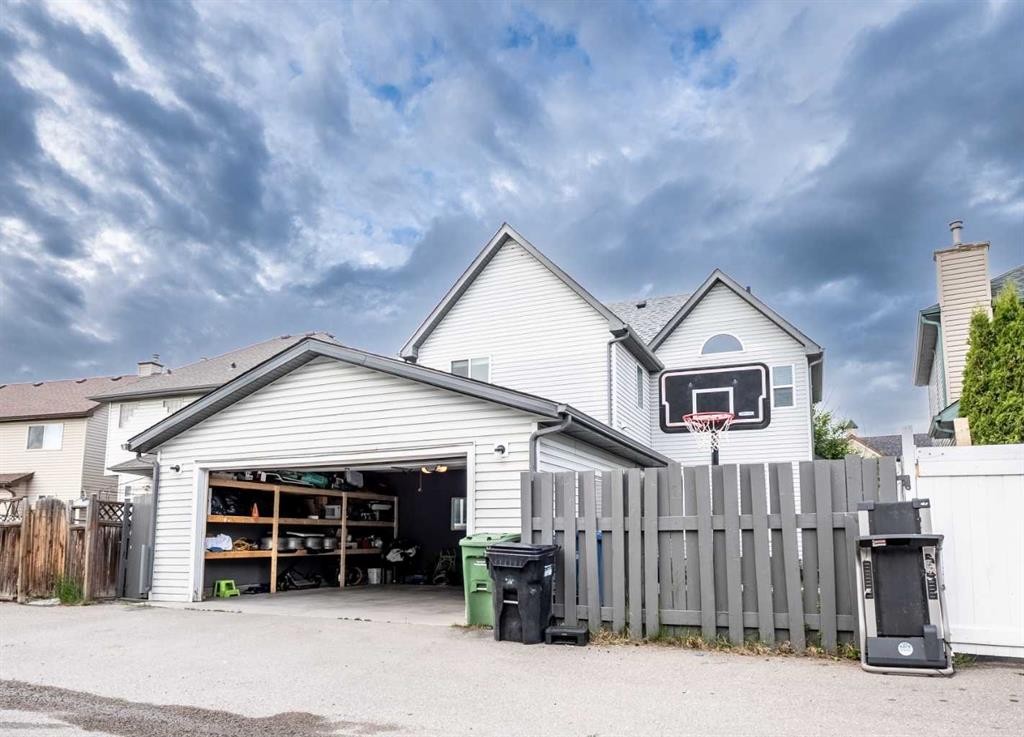 37 Martha'S Haven Manor Ne, Calgary, AB