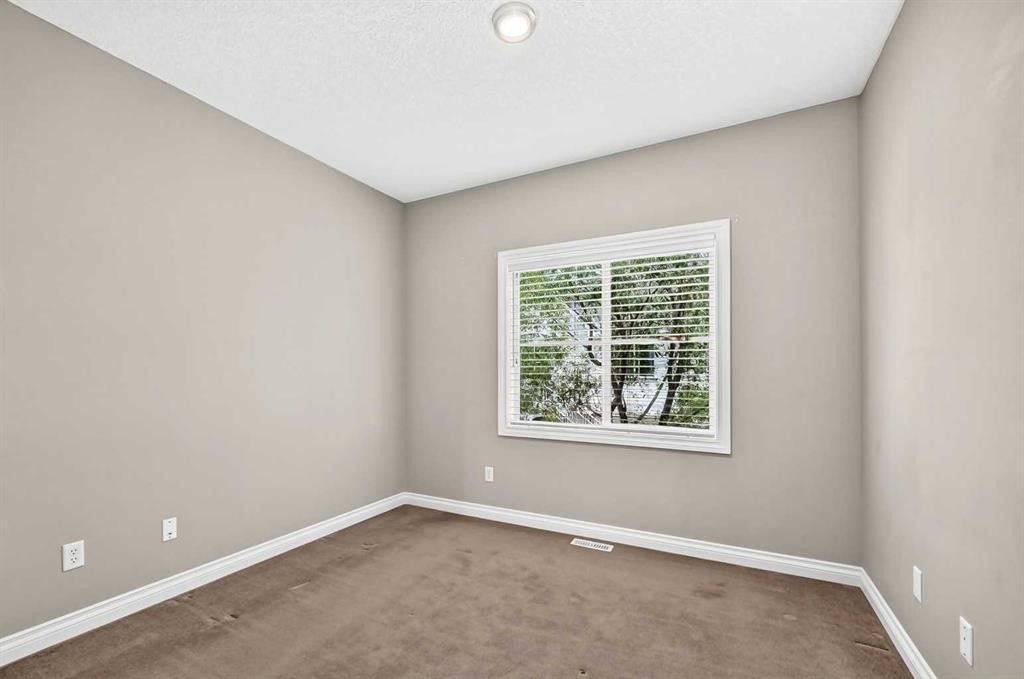 114 Tucker Circle, Okotoks, AB