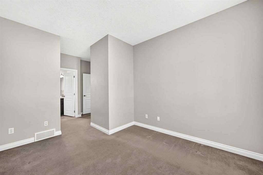 114 Tucker Circle, Okotoks, AB