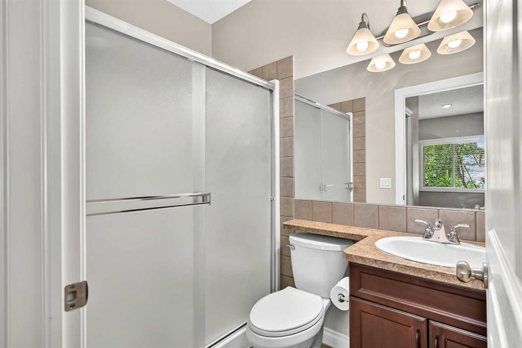 114 Tucker Circle, Okotoks, AB