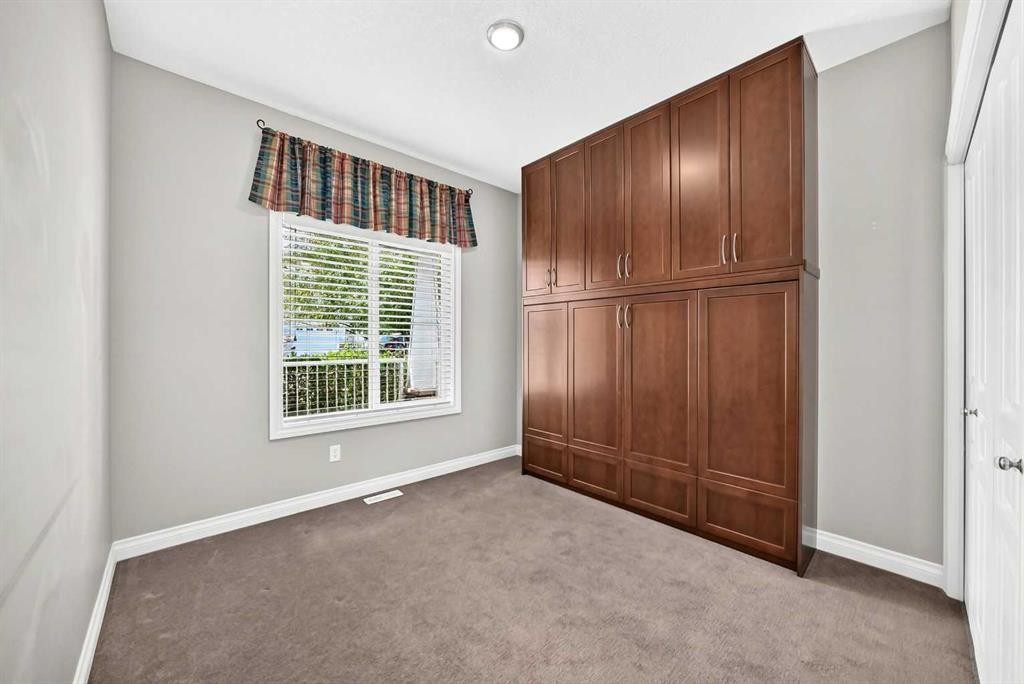 114 Tucker Circle, Okotoks, AB