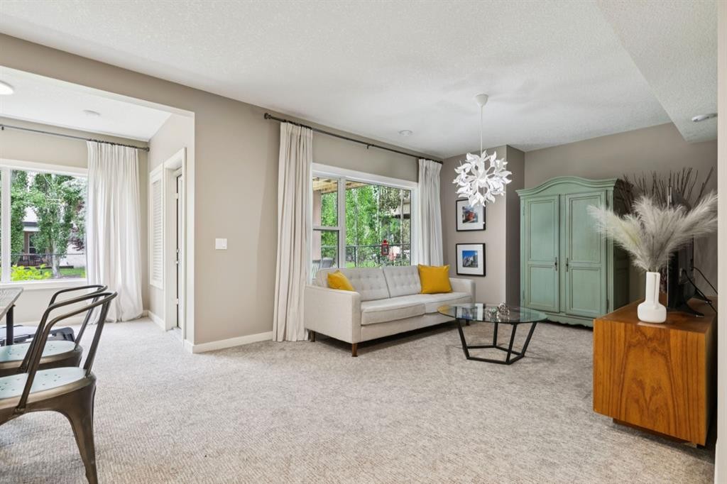 92 Discovery Ridge Circle Sw, Calgary, AB - Indoor