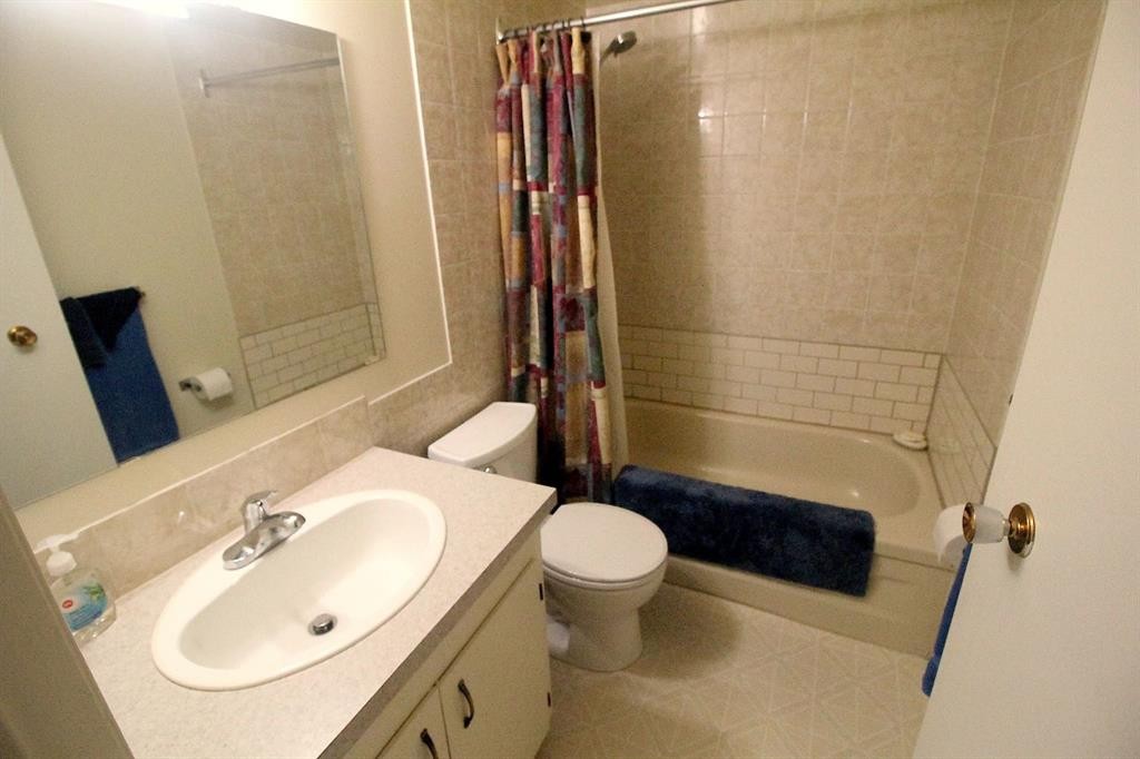515 Blackthorn Road Ne, Calgary, AB