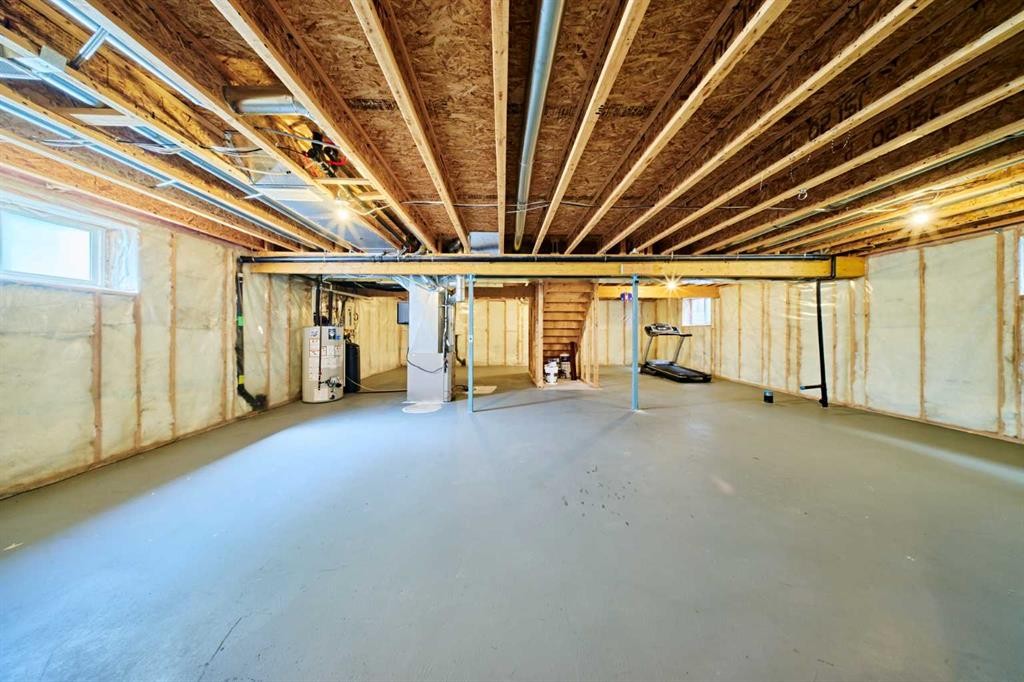 62 Crestmont Drive Sw, Calgary, AB - Indoor Photo Showing Basement