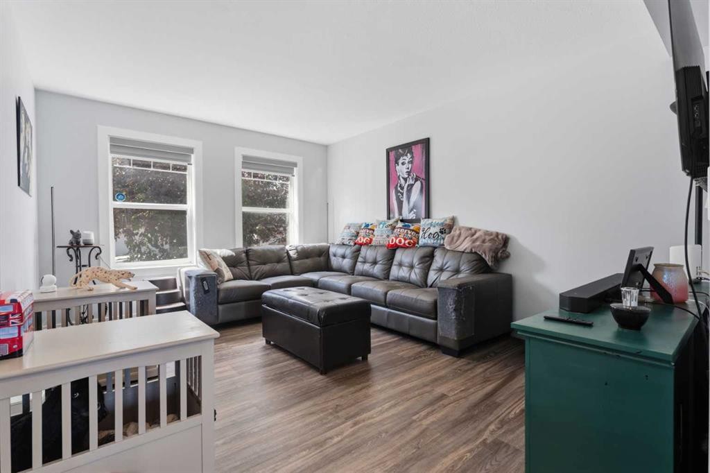 89 Everstone Way Sw, Calgary, AB
